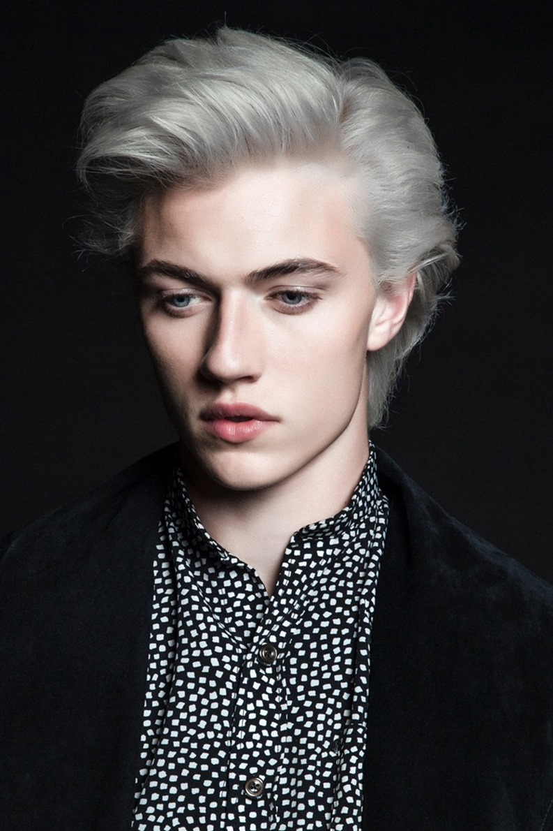NYLON GUYS SPAIN Lucky Blue Smith by Esteban Calderon