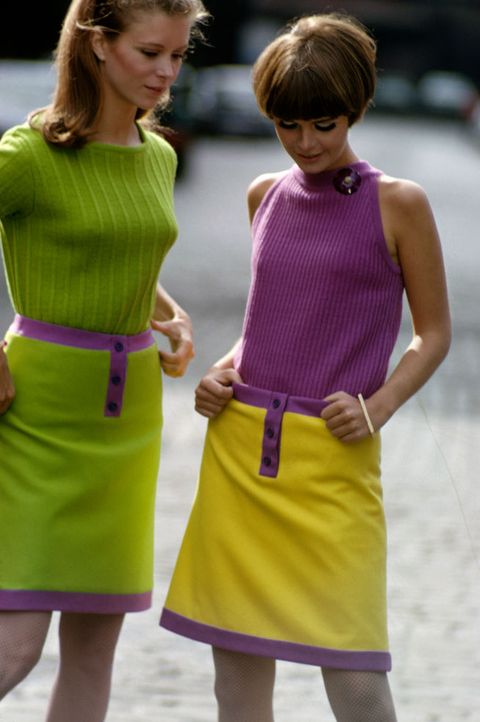 Two unidentified models one in a green sweater and green news photo 1594148237