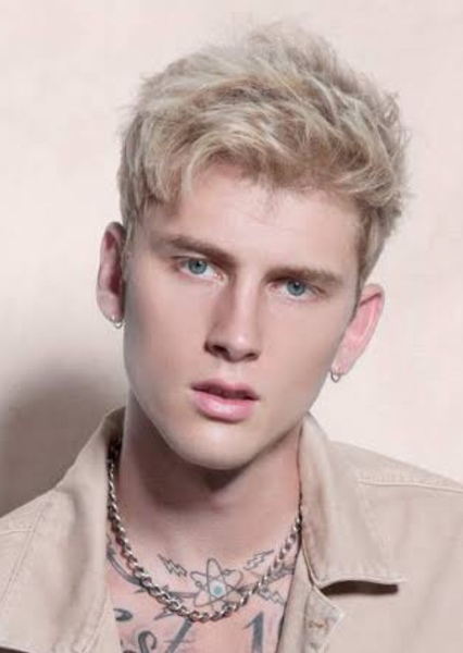 Actor machine gun kelly 179324 large