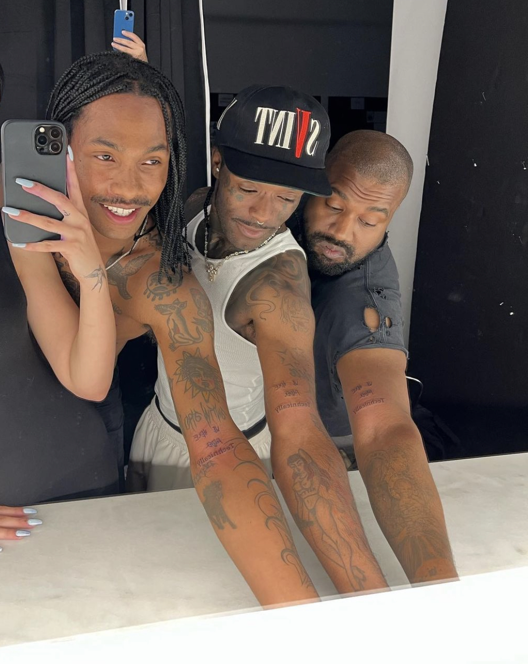A508B207 C7B9 4D83 8336 A95D977C0A7B