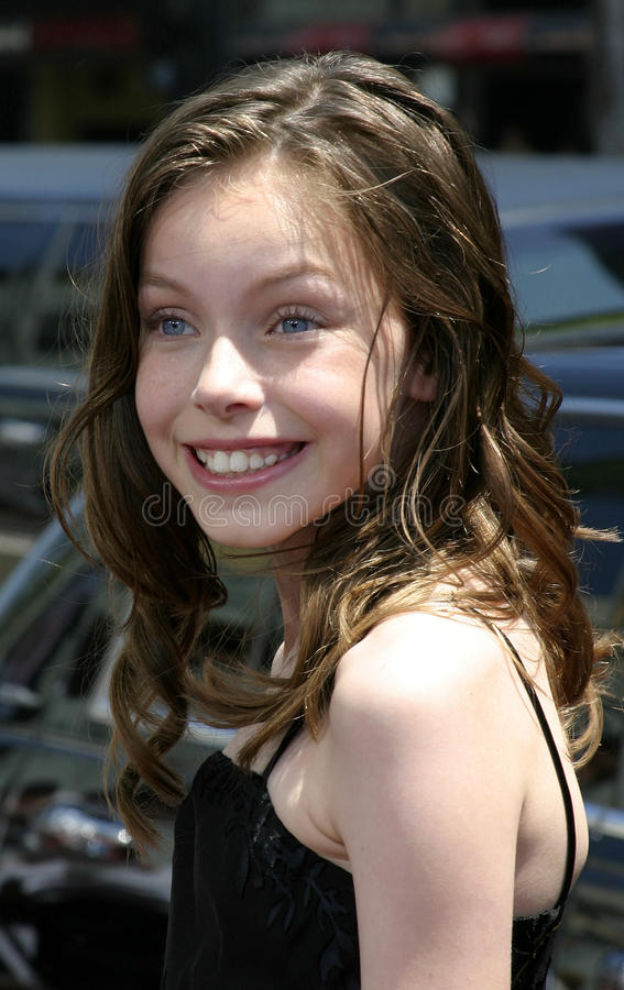 Julia winter hollywood july charlie chocolate factory world premiere grauman s chinese theatre