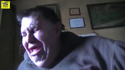 8967