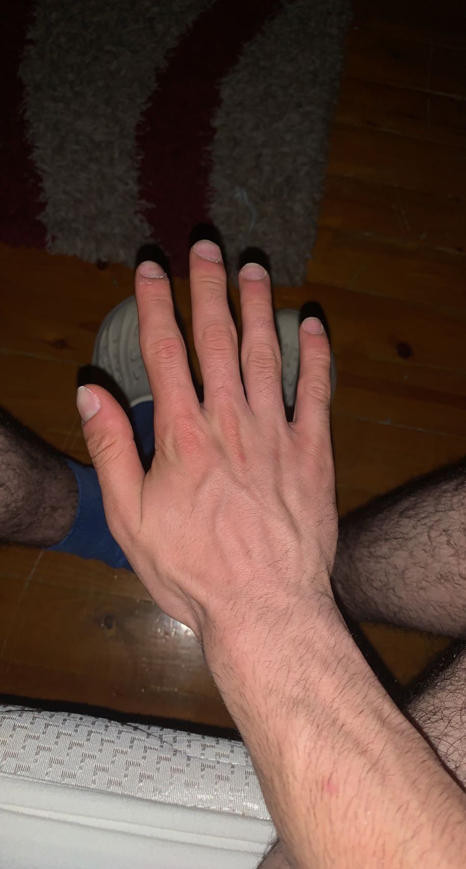 C917EF7C B737 4AF2 8CB0 145B1F5A4D01