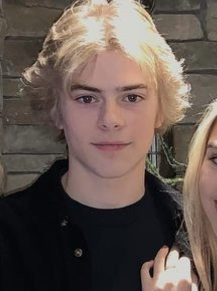 55159EB7 92C1 4C51 9490 12FBF149D7D9