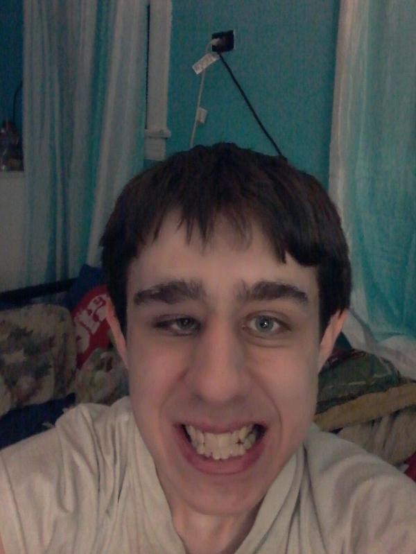 8498BA69 DDE8 4F76 900B E56B4F3B18BC