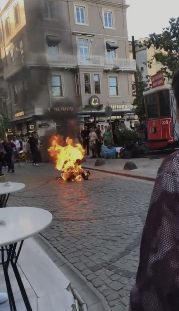 820E4776 8FB9 424A 8556 CE4905B82F9F