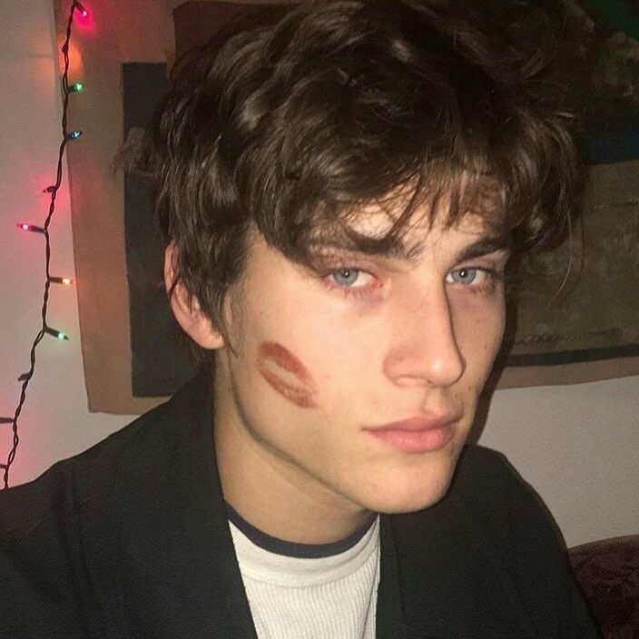 BAC49AB6 4C72 490F A3A8 9B1BD99DC955