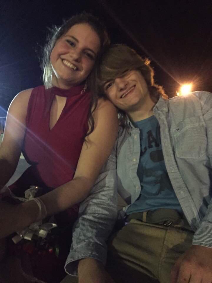 E25E8E33 A536 4F6B AA30 0479D119F1DE