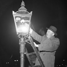 2941674 gaslight