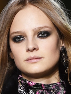 Beauty trends blogs daily beauty reporter 2016 02 24 roberto cavalli smoky eye