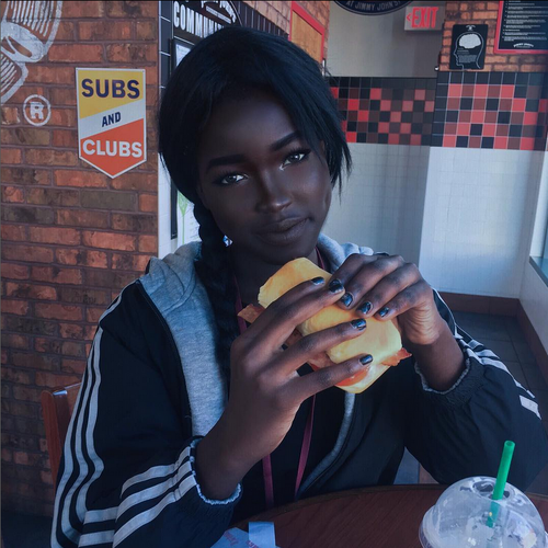 Screenshot 2022-08-27 at 20-09-02 hacked by chikri (@typicalblackmum) • Foto e video di Instag...png