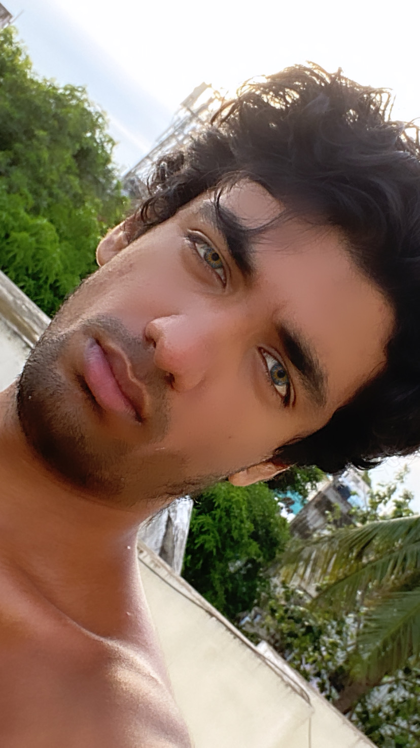 E52595A6 D5CE 4A9C AAAA 0532F53F63BB