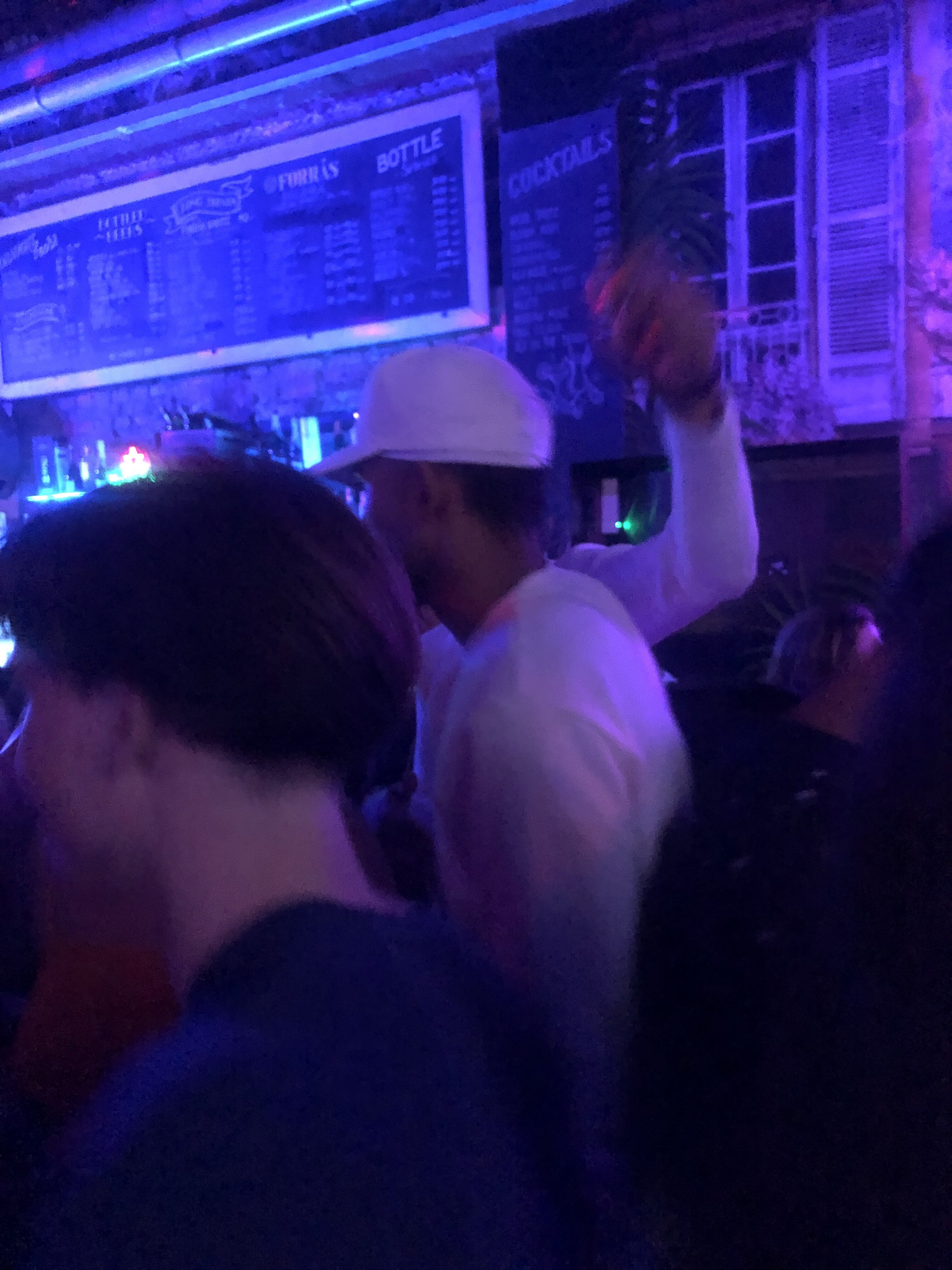 7B7893F0 9A43 482B A551 1E45F70F6BCA