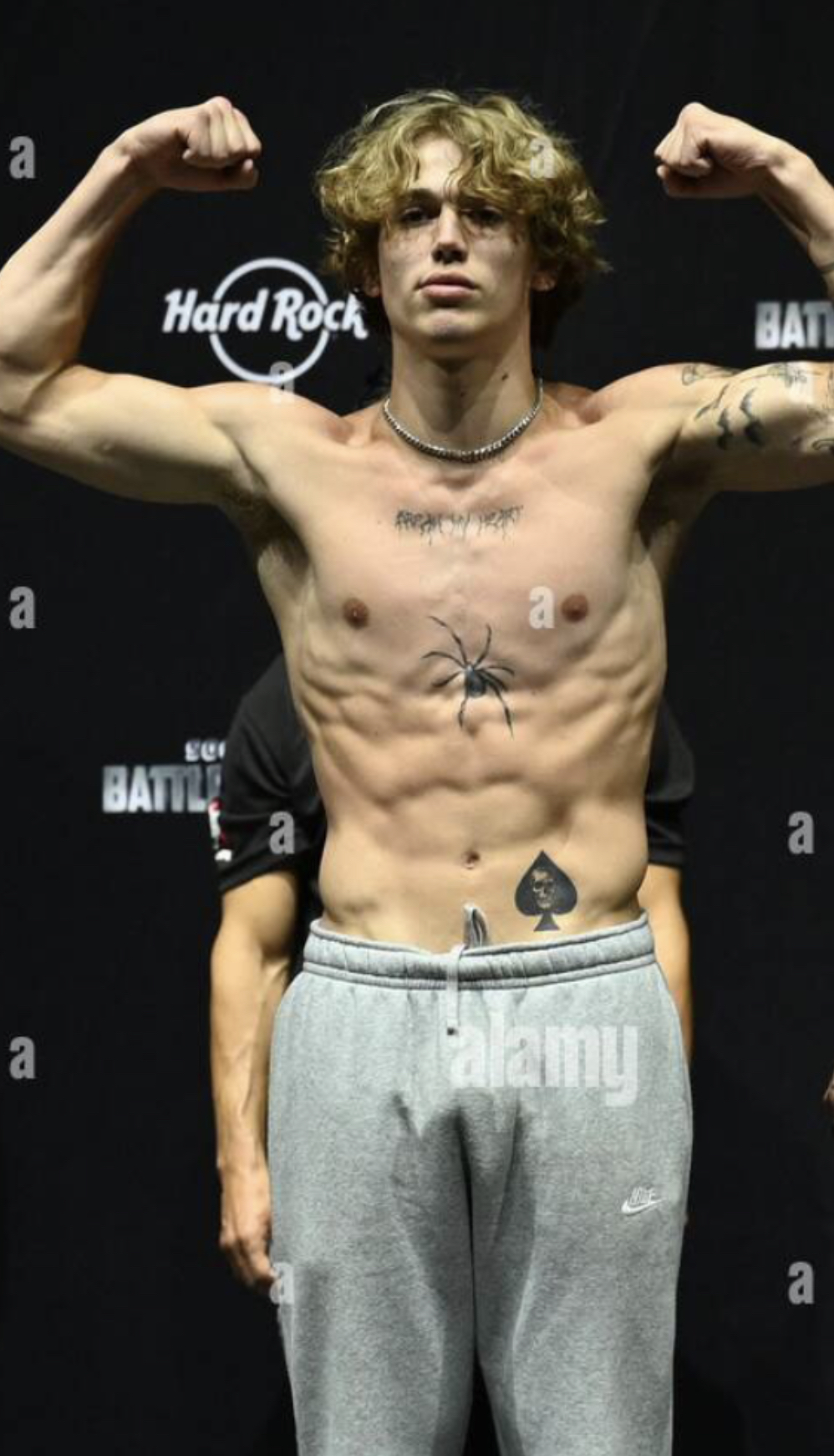 92836C32 38BB 4953 861A 1546BE48AEBE