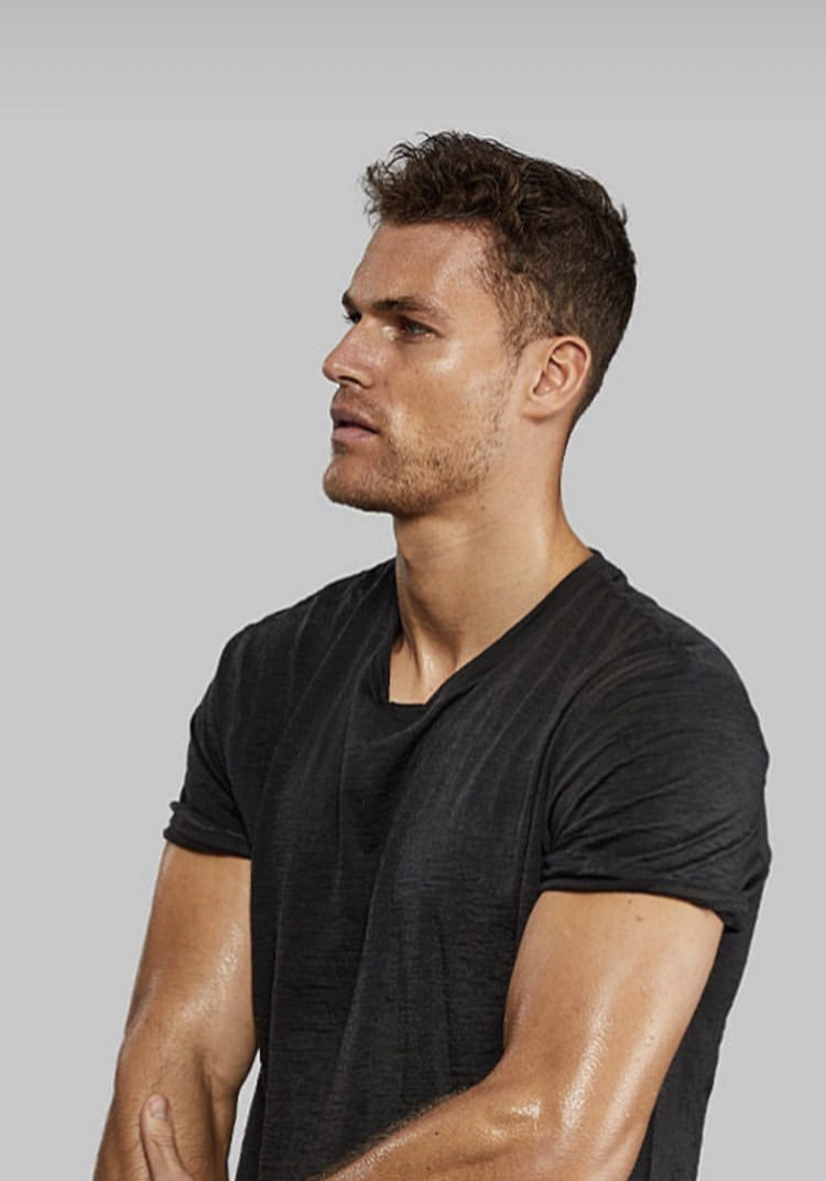 9165D867 7938 4D8D 8CC9 8DD33CDA3EC0