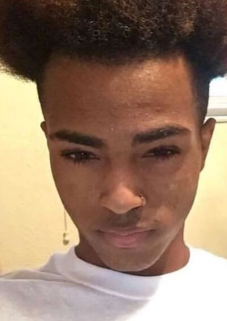 1663814963360