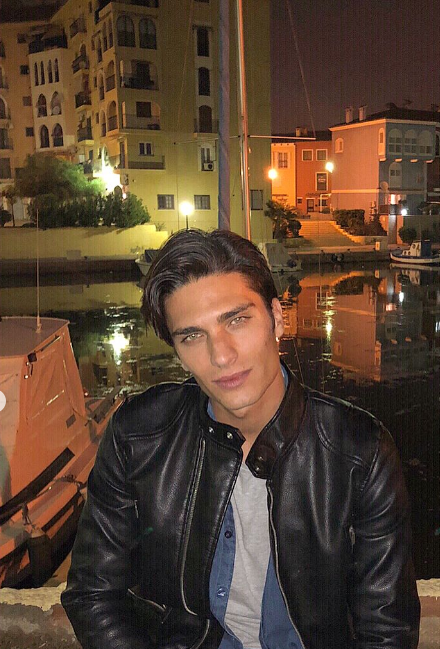 3084655 1663719141403