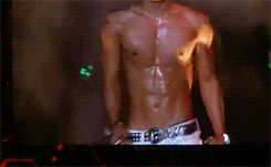 Tumblr a65758cb2508424b75bb3f5a83634d30 e7521422 250