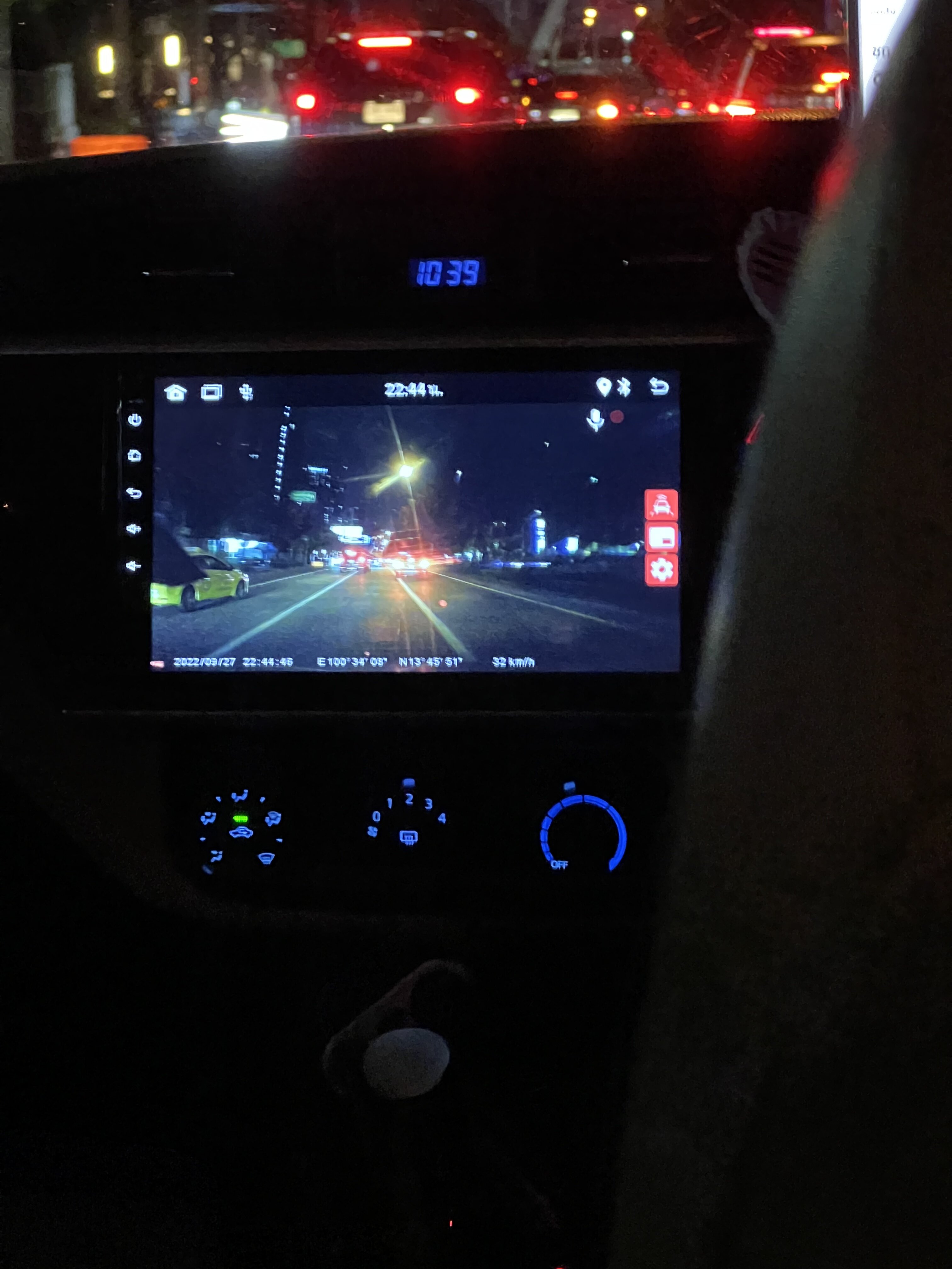 9B51D32D 03F3 4555 A77F D70C62F0904B