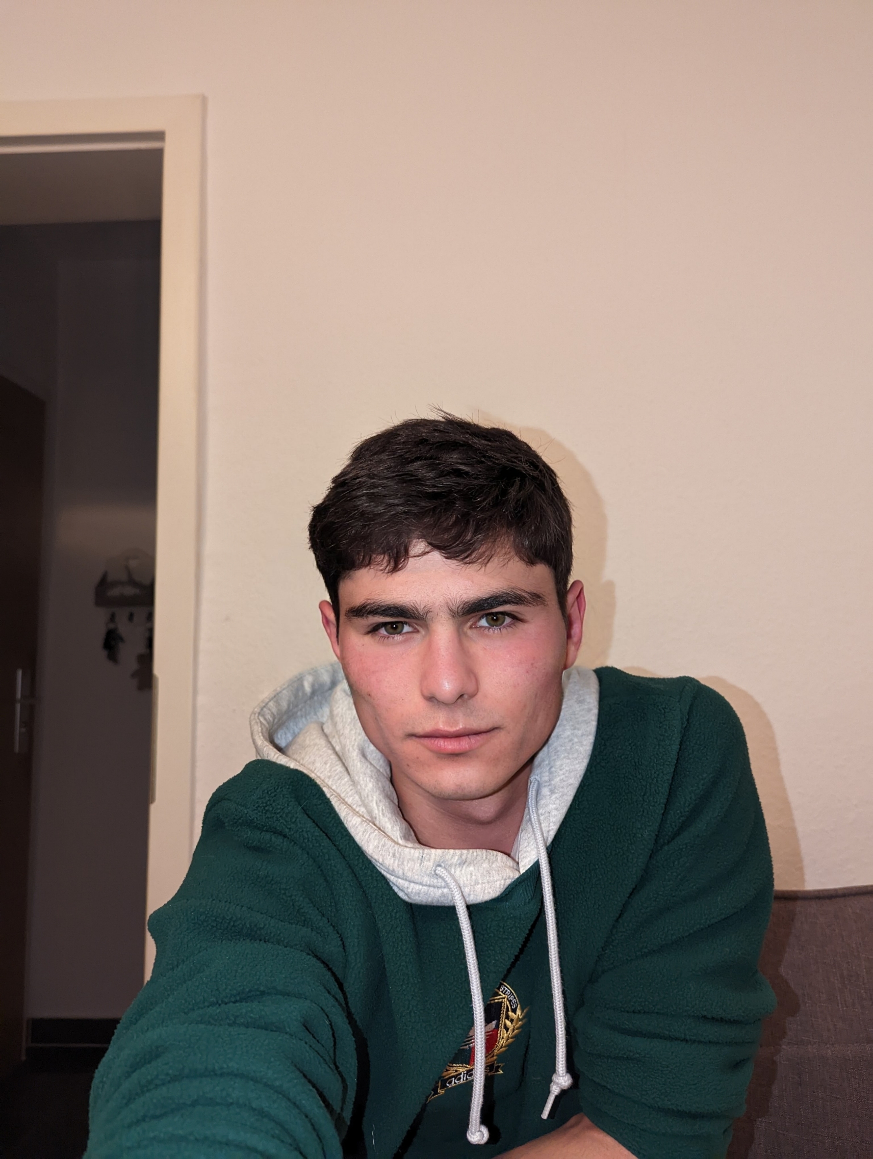 FaceApp 1664472636500