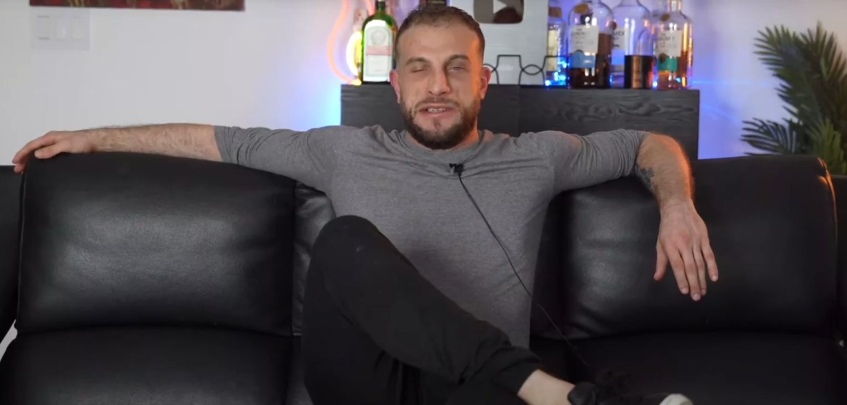 Alex from playingwithinceldom