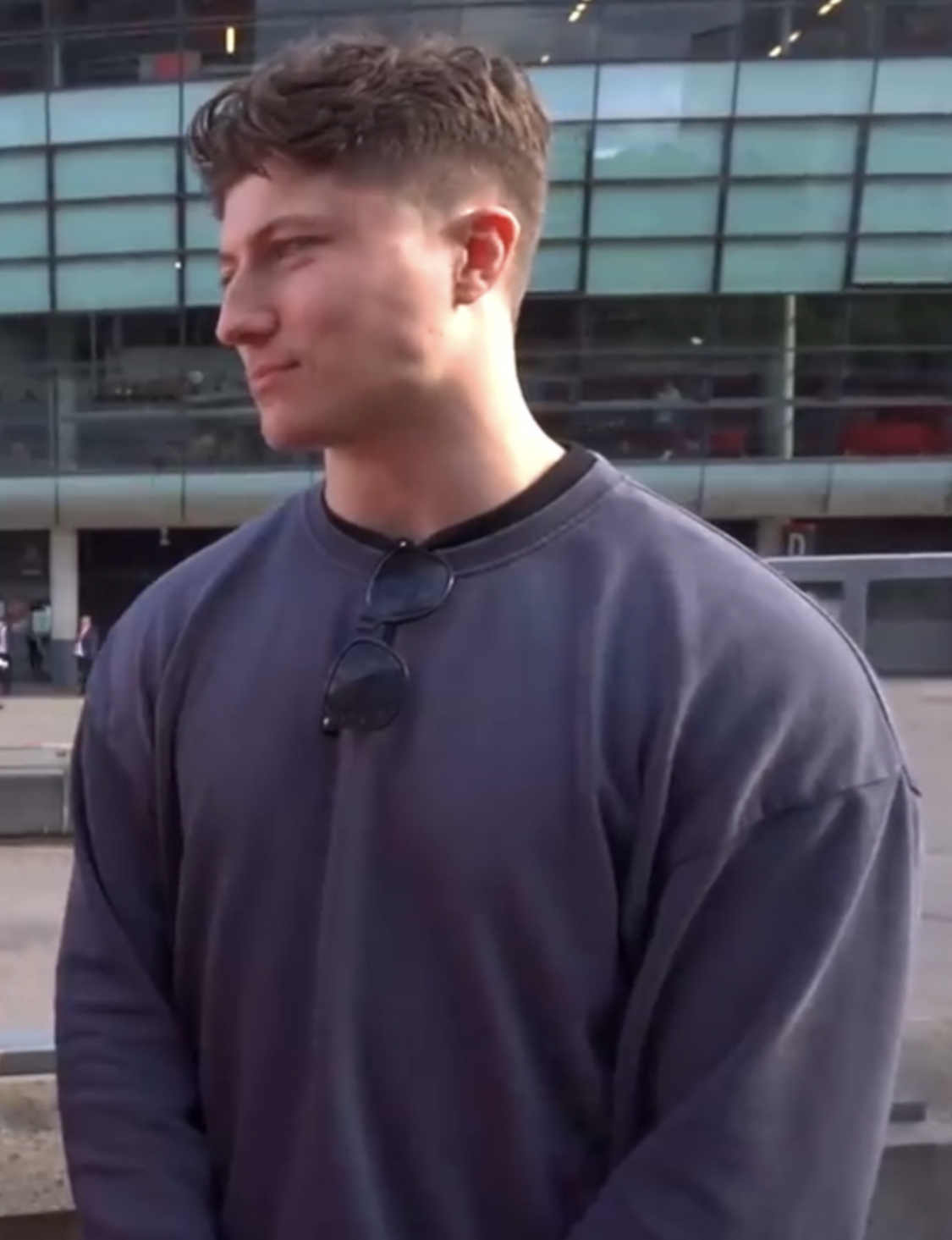 D9AB78D9 C8EF 4D7B 9D3B 34D48BD0A5B6