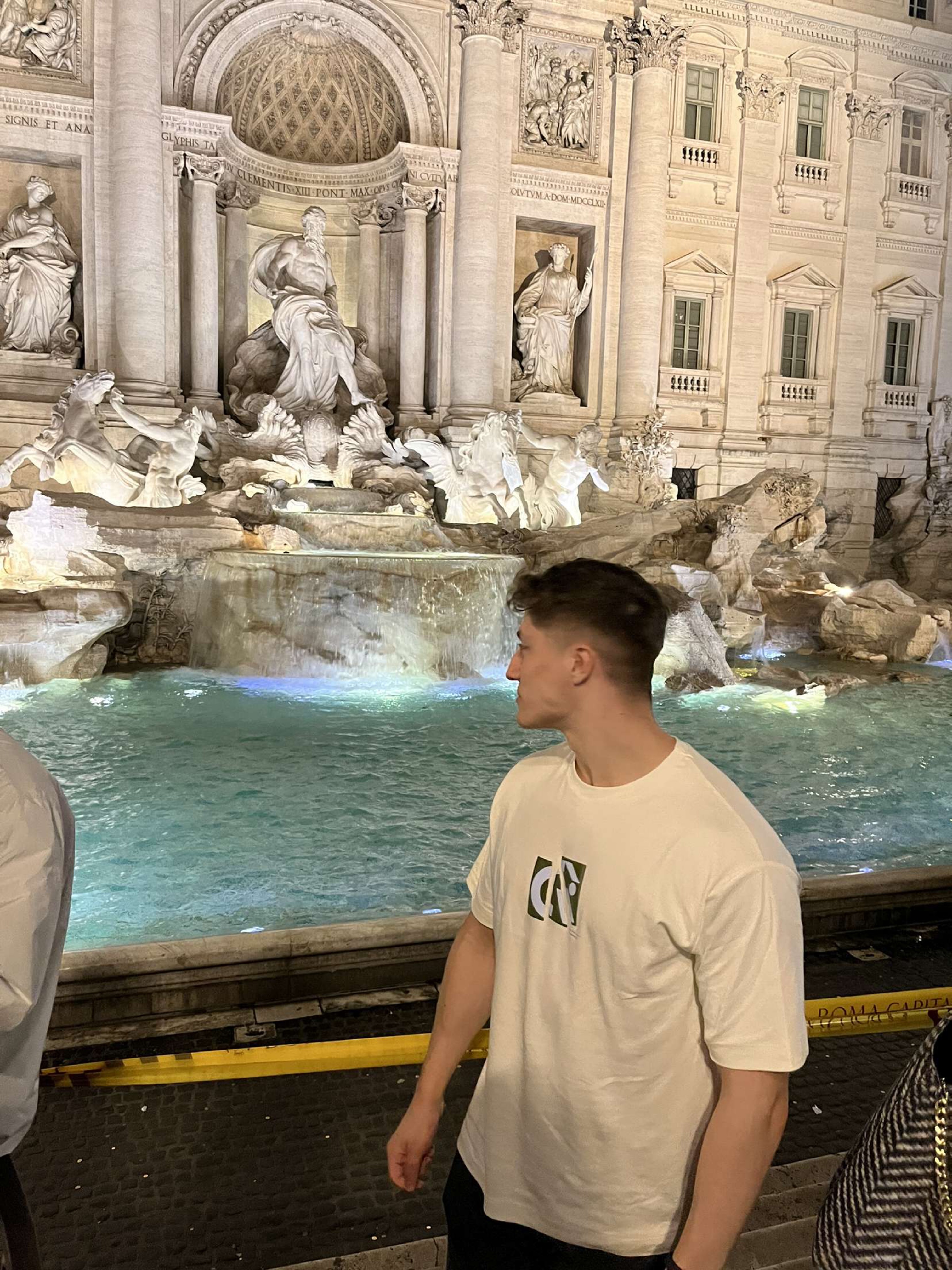 32FB17C7 59C3 4F66 858A F5A5D2BA147C