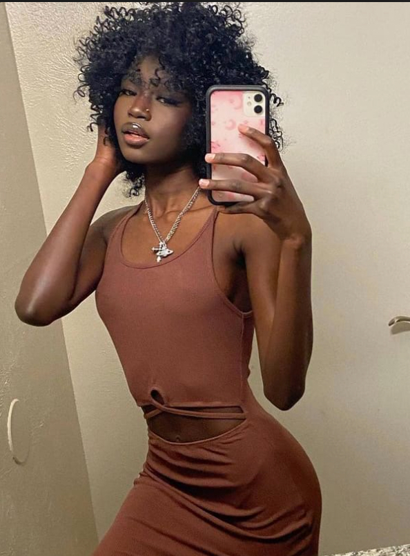 E87F8958 54B2 4FAD 85D7 D19A4DBF2A57