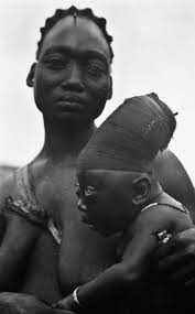 An elongated head was an ideal of beauty among the Mangbetu people, 1930 -  Rare Historical Photos