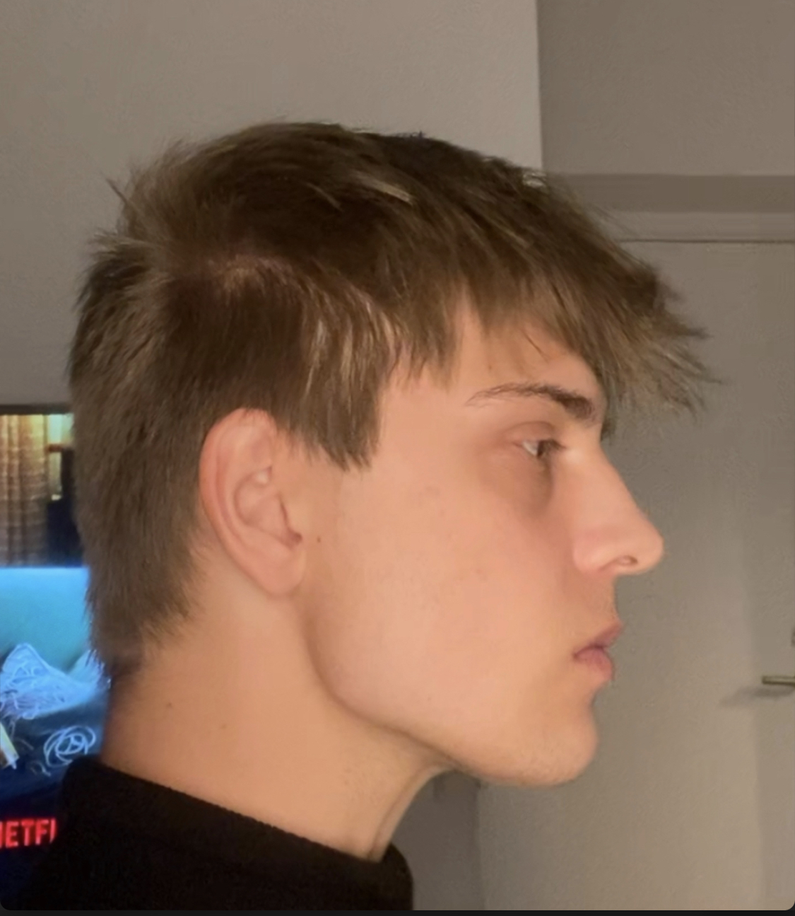 51570800 3D16 4858 B9FF DA345860D493