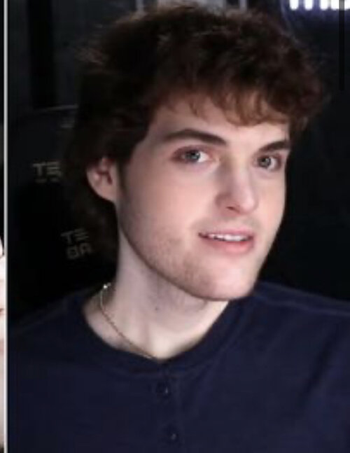 A3203270 B881 4E91 9321 13C26B3B4416