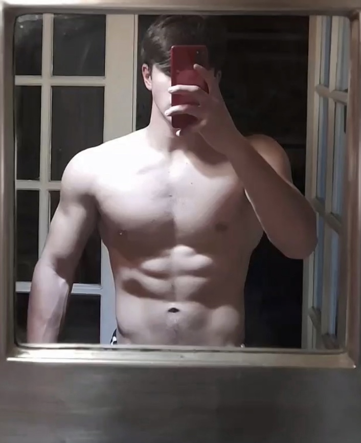 B3783DC9 AB07 4AEA A441 96FCE4D167A2