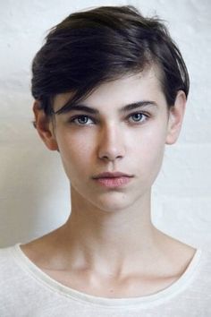 6e7f6d0ce4af69aa04b686fe465b707b  androgynous haircut androgynous girls