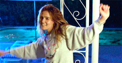 Zoeydeutch gif13