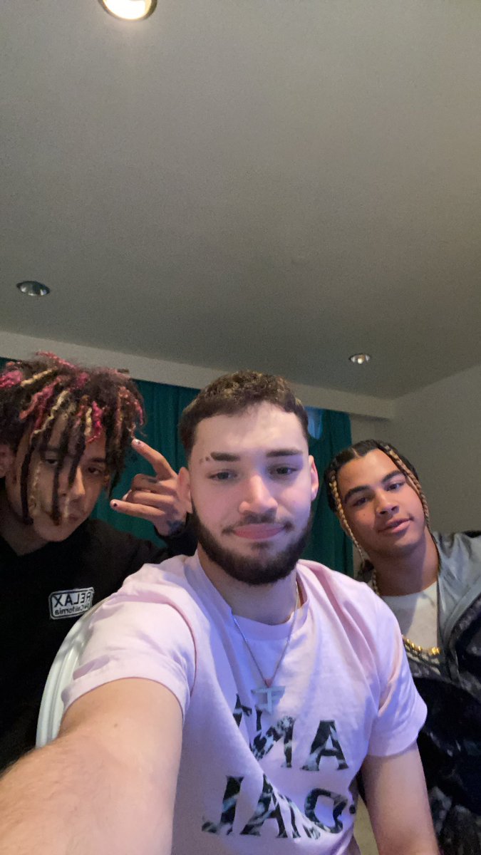 Ezn  1OVEAEgg8G