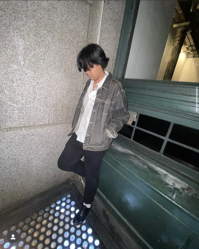 722B7E23 B001 4939 8250 B9A7517F8FE2