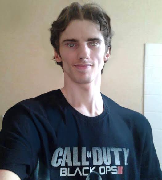 761338DB 6555 4DCF 93C8 0C50CCA761FC