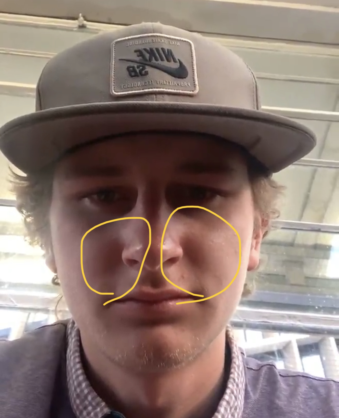 EF82246B 6A79 48E9 9B37 4D0EA0168F5C