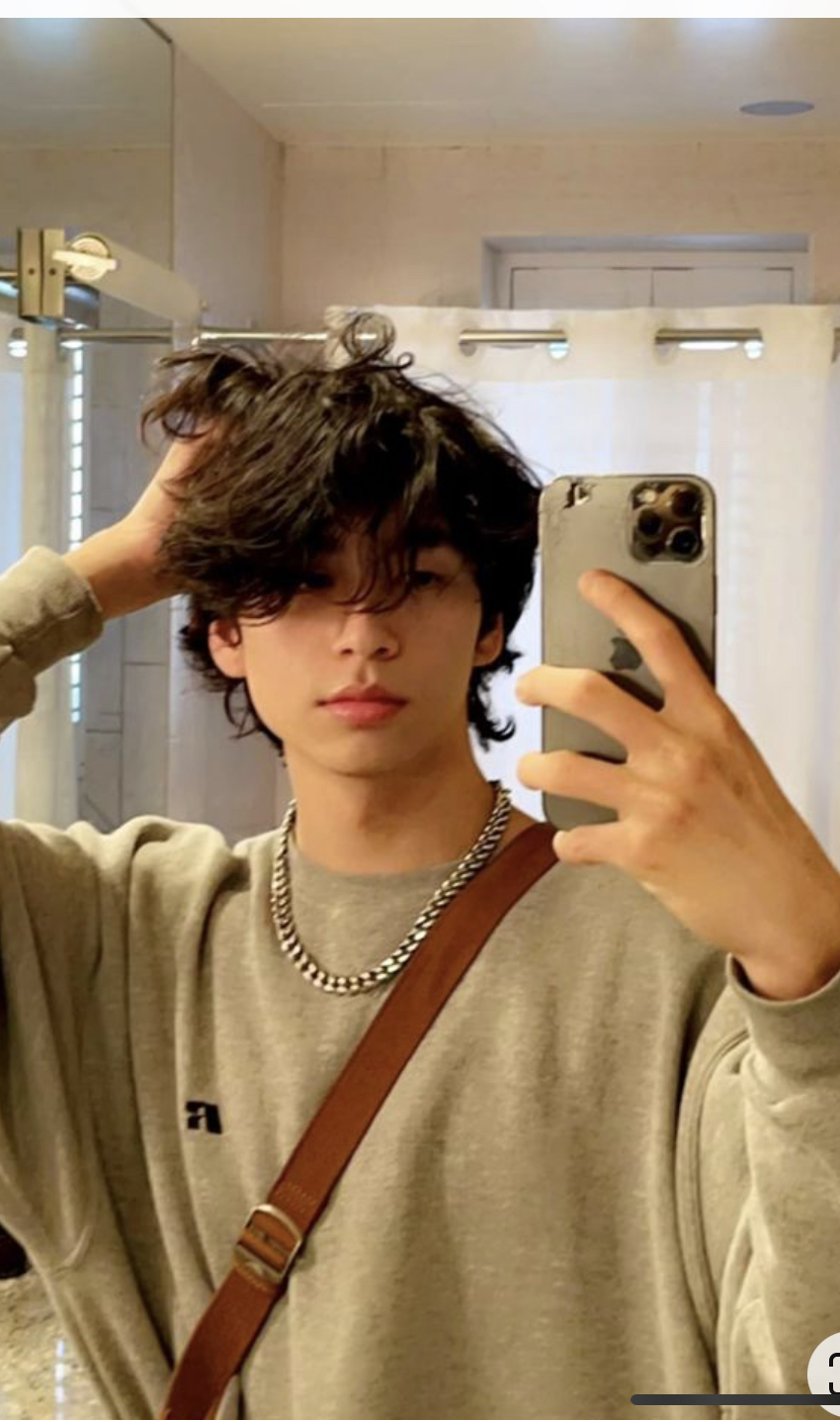 AFDA8BBB B33D 41E2 B604 B2F3D9CB7AFE