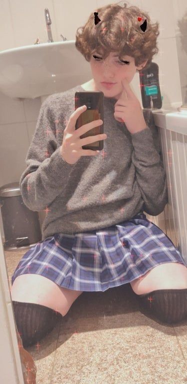 E19BA569 C81E 4CB3 94A1 40AB6980BA8B