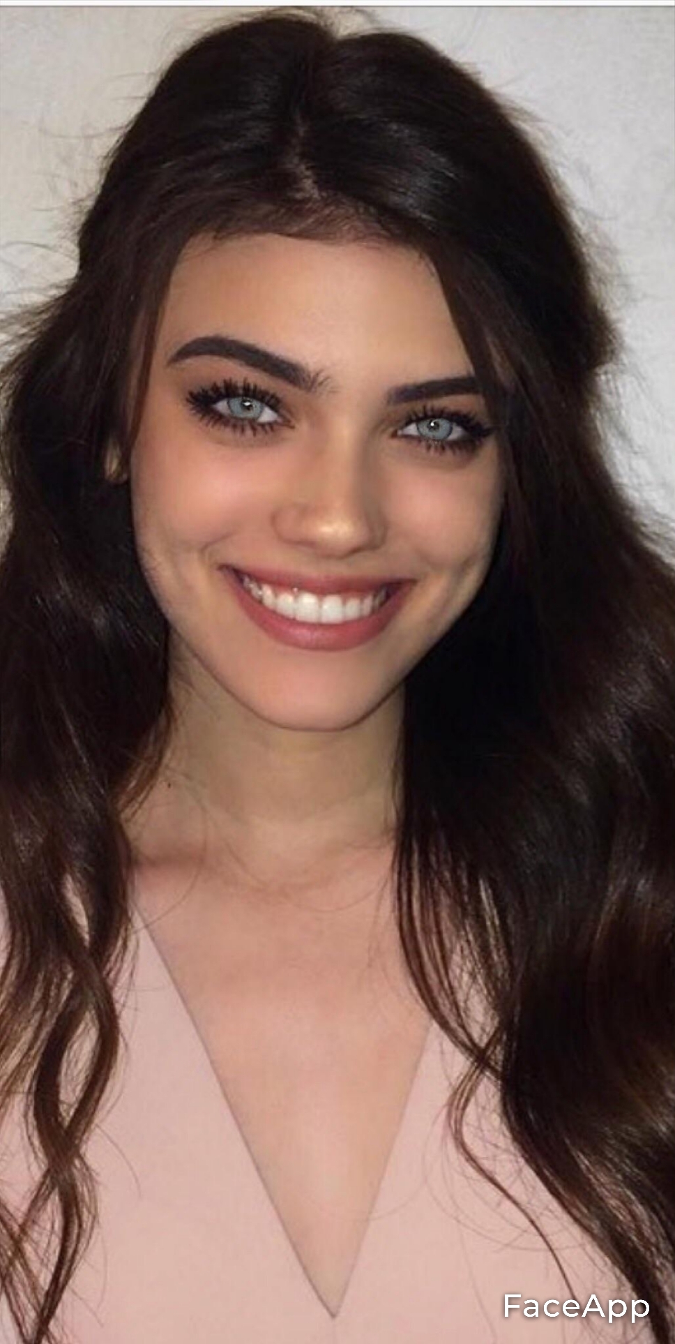 FaceApp 1632540858485