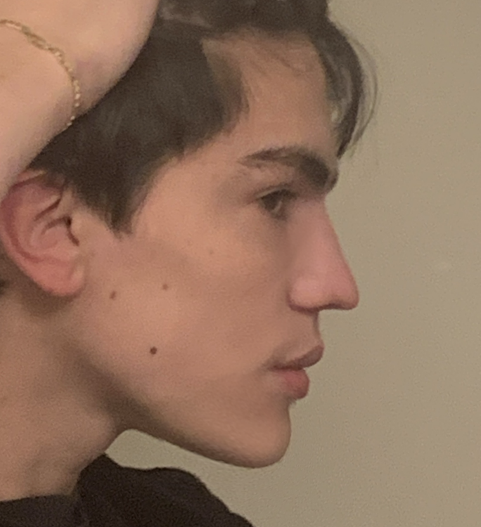 3166526 0676E451 A92E 4DAF 9825 AC8BAD6699B7 12