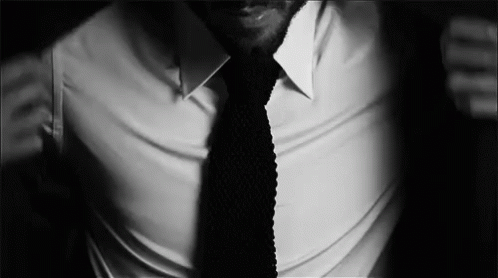 Suit tie