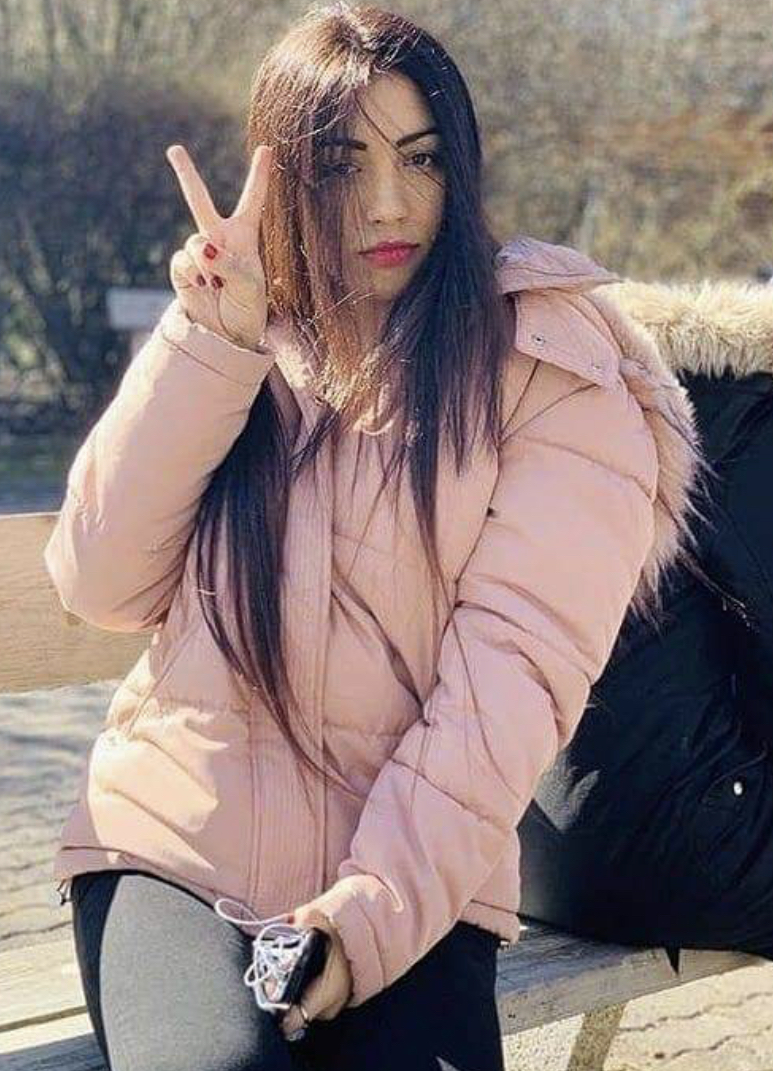 2758F4CE 2EDB 44E3 8BF8 00E3BAB56C80