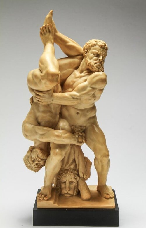 statue-70180632.jpg
