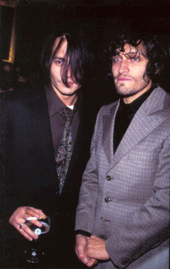 755532a24a2d384eda5738dd60ce3464  vincent gallo johnny depp