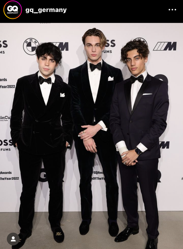 D6D9F518 E210 4E6B AEF3 A7BBFD46A038