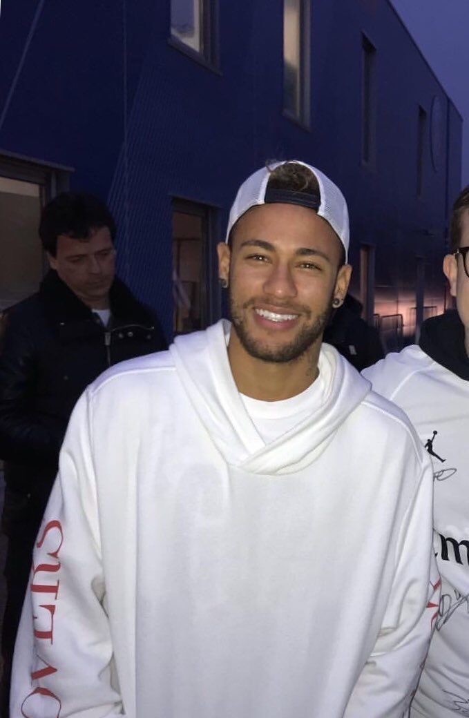 0E31272A A280 4B0D AF09 48166B767B7A