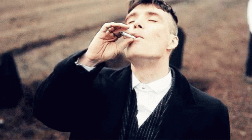 Smoke tommy shelby