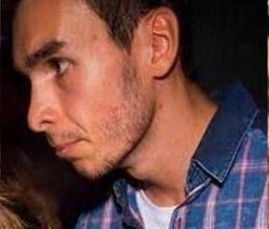 1B606E0A 9017 4CEC 839C 2941FE8FB2D8